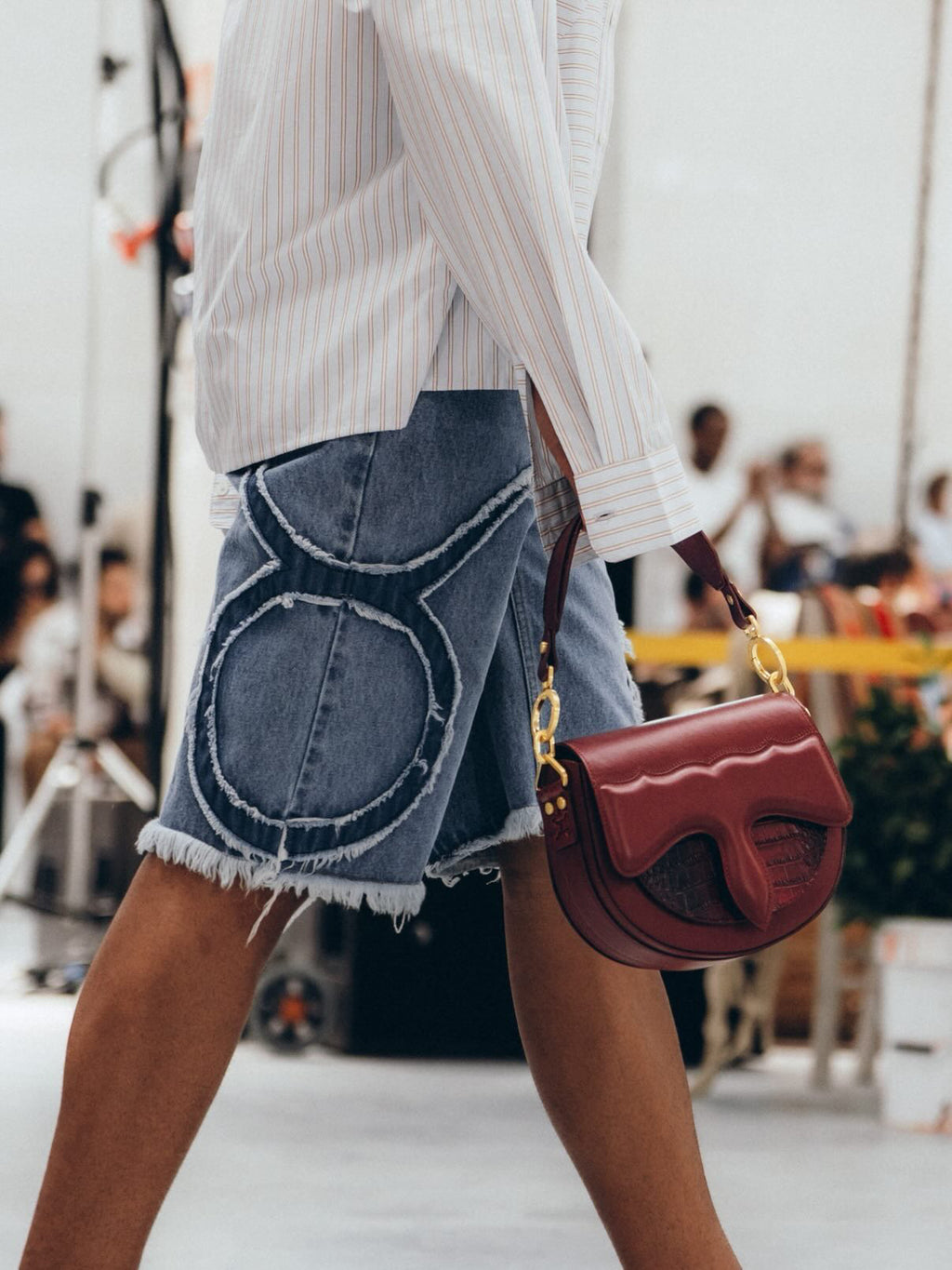 Carrasquilla Classic – Leather Shoulder Bag - Vino