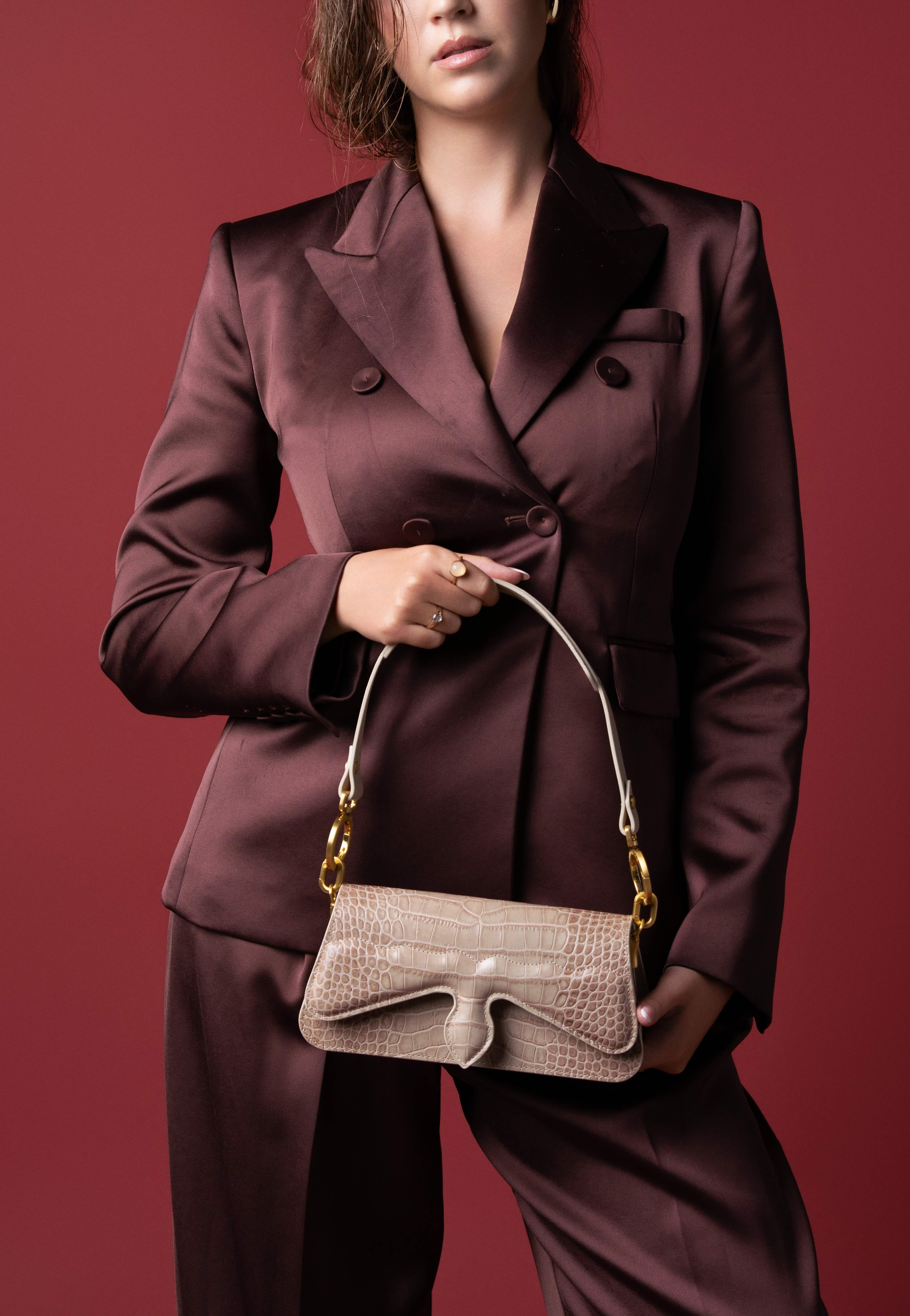 Carrasquilla Baguette – Leather Shoulder Bag – Arena