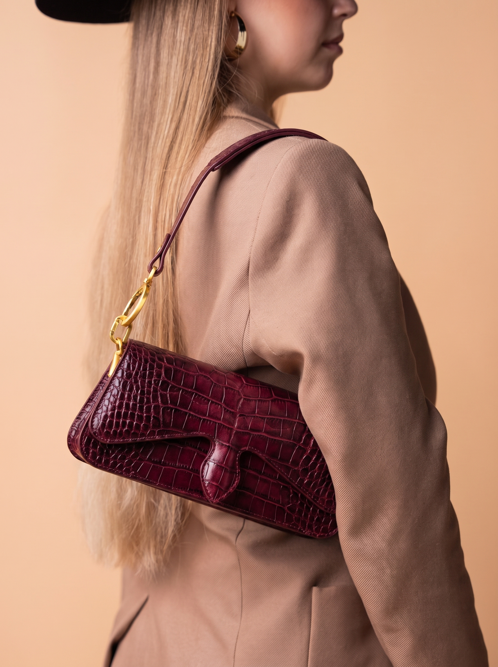 Carrasquilla Baguette – Leather Shoulder Bag – Vino