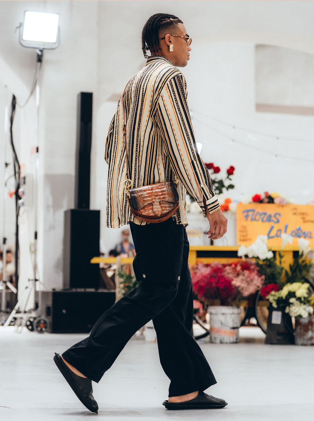 Carrasquilla Mini – Leather Shoulder Bag – Caramelo
