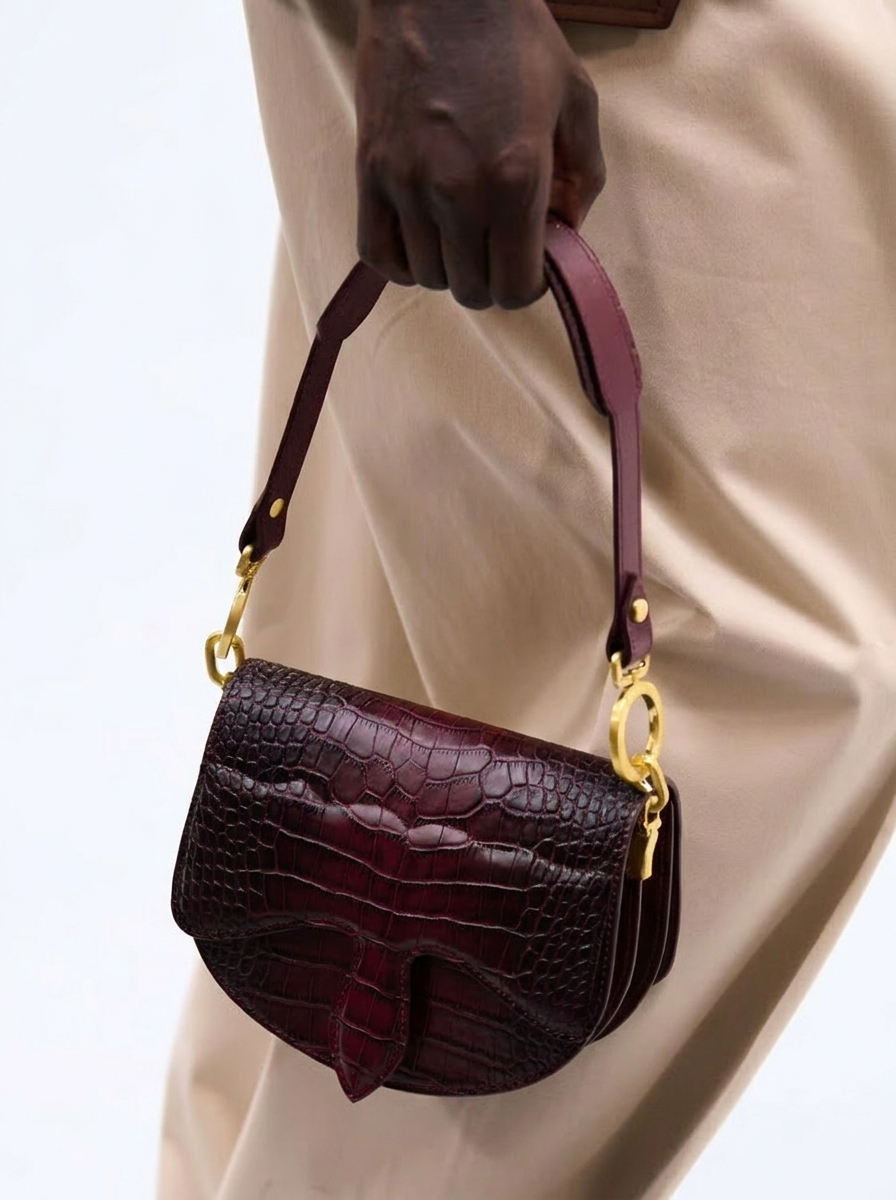 Carrasquilla Mini – Luxury Leather Shoulder Bag – Vino